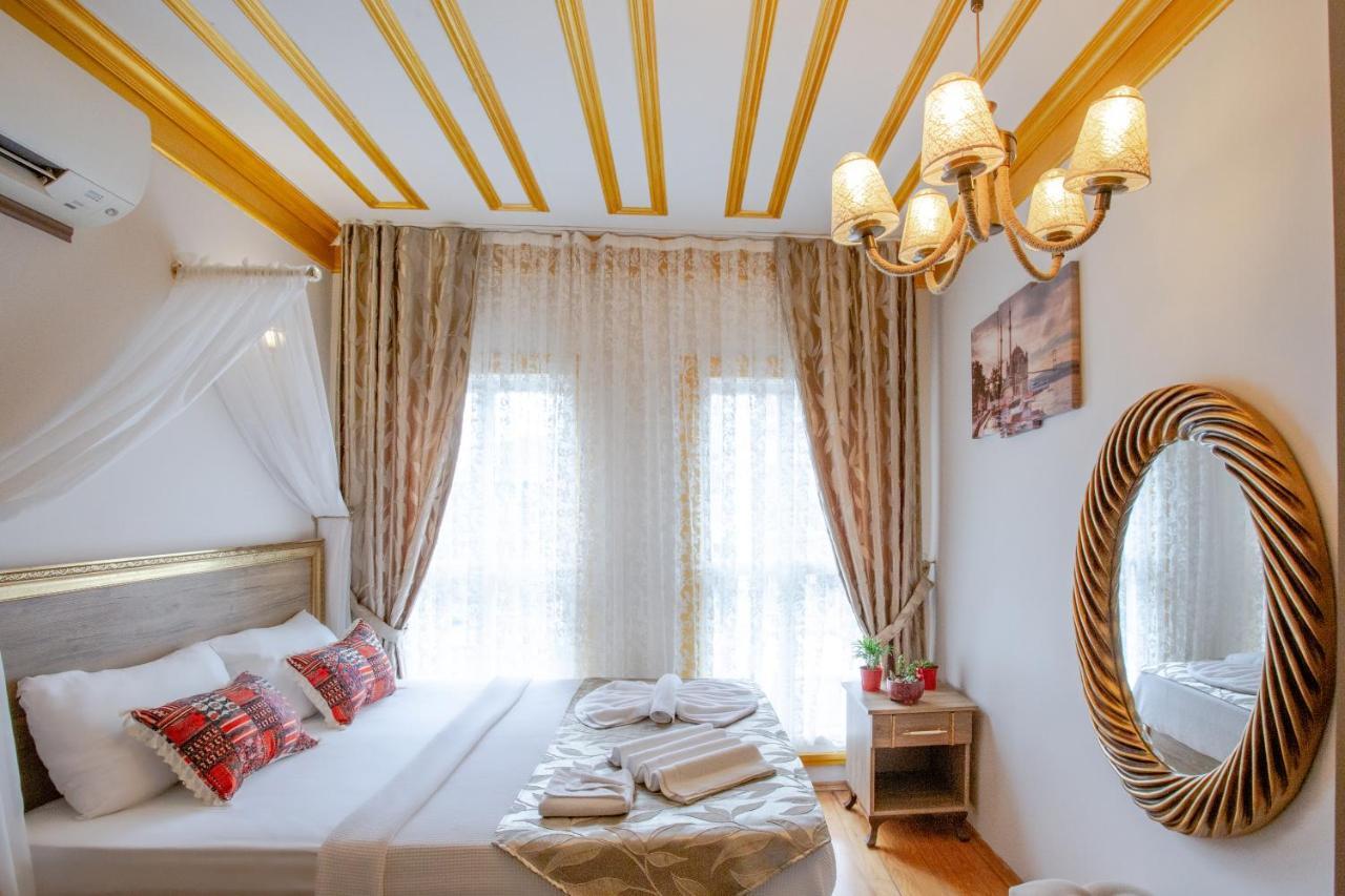 April Hotel Istanbul Bagian luar foto